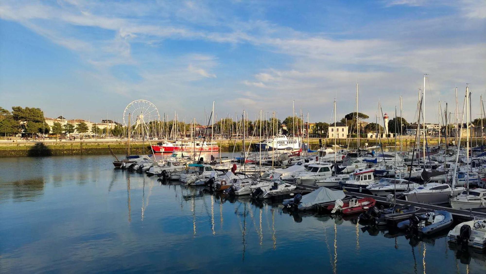 Charmant T2 Avec Piscine Vue Lac Aux Minimes La Rochelle La Rochelle  Exteriör bild